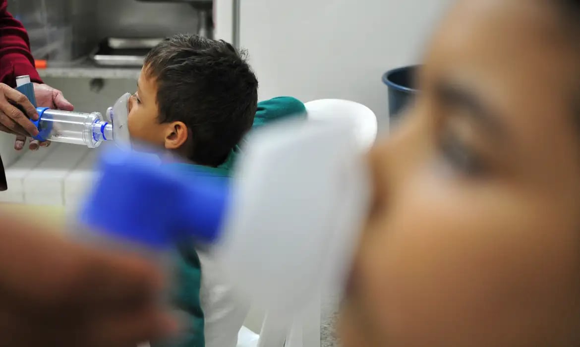 InfoGripe alerta aumento de SRAG entre crianças em MS, PA e RJ