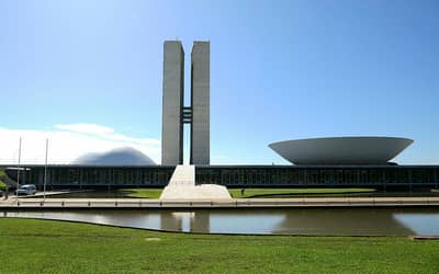 Semana no Congresso terá foco no PL Antifacção e avanço de CPIs sobre INSS e crime organizado