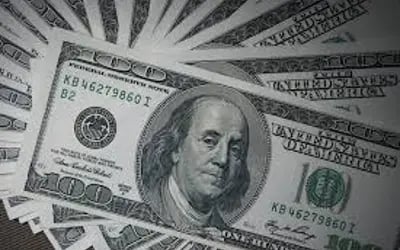 DÓLAR: moeda fecha em leve alta no último pregão