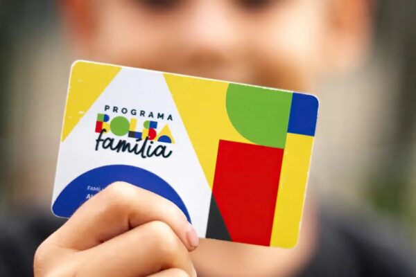Pagamento unificado do Bolsa Família beneficia famílias de 171 municípios em fevereiro