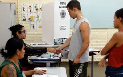 ELEIÇÕES 2026: Flávio Bolsonaro lidera no Sul e no Norte/Centro-Oeste; Lula mantém vantagem no Nordeste